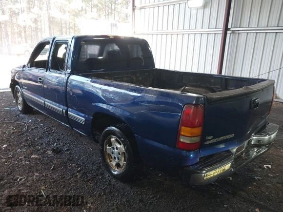2002 Chevrolet Silverado 1500 LS with VIN 2GCEC19V621280774, listed as a IAAI auction lot 40976003 with 354,600 mi miles and . Bid and sale history available at DreamBid. Image 3.