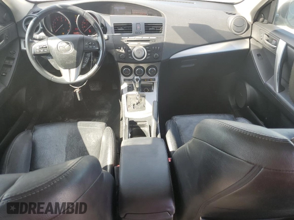 2010 Mazda 3 S Sport z VIN JM1BL1H67A1174853, wystawiony jako Copart lot #56128665 z przebiegiem 166 101 mil mil oraz Czysty tytuł • Clean title. Historia ofert i sprzedaży dostępna na DreamBid. Obrazek 8.