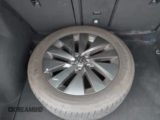 2024 Volkswagen Taos S z VIN 3VV5X7B26RM037123, wystawiony jako IAAI lot #42447853 z przebiegiem 32 395 mil mil oraz . Historia ofert i sprzedaży dostępna na DreamBid. Obrazek 12.