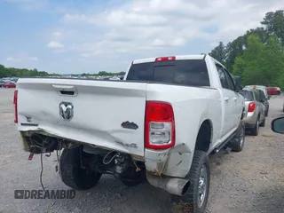 2019 Ram 2500 Big Horn with VIN 3C6UR5DL7KG531128, listed as a IAAI auction lot 42125430 with 159,088 mi miles and . Bid and sale history available at DreamBid. Image 4.