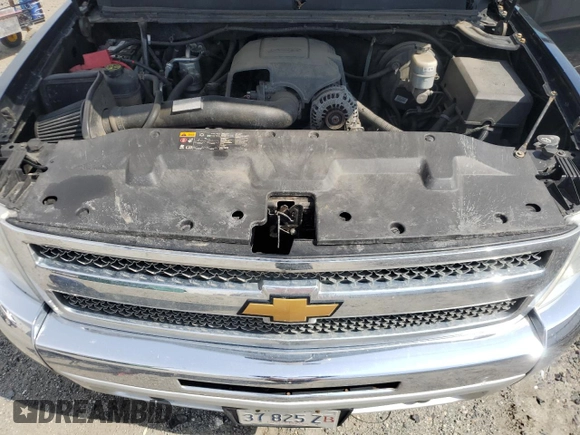 2012 Chevrolet Silverado 1500 LT with VIN 1GCRKSE77CZ241556, listed as a Copart auction lot 52639665 with 281,201 mi miles and Clean Title. Bid and sale history available at DreamBid. Image 11.