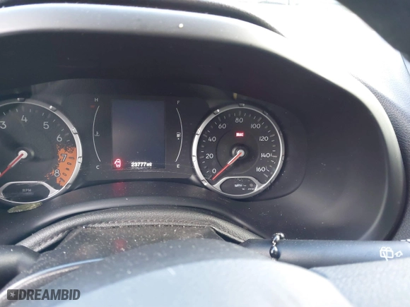 2018 Jeep Renegade Upland Edition with VIN ZACCJBAB7JPJ31912, listed as a IAAI auction lot 41562411 with 23,777 mi miles. Bid and sale history available at carsss.com. Image 7.