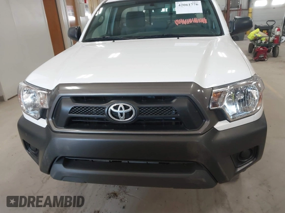 2014 Toyota Tacoma with VIN 5TFNX4CN2EX040661, listed as a IAAI auction lot 42061776 with 41,553 mi miles and . Bid and sale history available at DreamBid. Image 12.