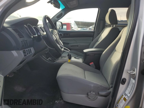 2013 Toyota Tacoma PreRunner with VIN 3TMKU4HN0DM034513, listed as a Copart auction lot 45722995 with 110,318 mi miles and Salvage title. Bid and sale history available at DreamBid. Image 7.