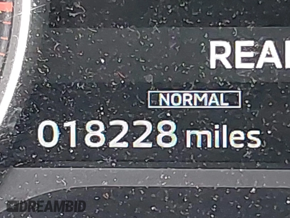 2024 Mitsubishi Outlander SE z VIN JA4J3VA89RZ076932, wystawiony jako IAAI lot #42387815 z przebiegiem 18 228 mil mil oraz . Historia ofert i sprzedaży dostępna na DreamBid. Obrazek 16.