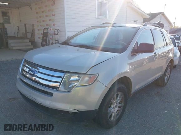 2007 Ford Edge SEL PLUS with VIN 2FMDK39C87BA68397, listed as a IAAI auction lot 41897056 with 135,403 mi miles. Bid and sale history available at carsss.com. Image 2.