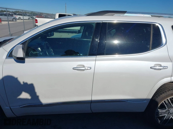 2019 GMC Acadia Denali with VIN 1GKKNPLS0KZ114003, listed as a IAAI auction lot 41246360 with 129,239 mi miles and . Bid and sale history available at carsss.com. Image 15.