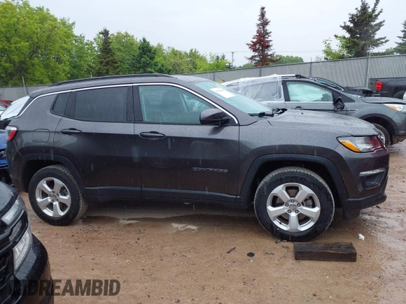 2018 Jeep Compass Latitude z VIN 3C4NJDBB0JT185244, wystawiony jako IAAI lot #42341860 z przebiegiem 64 533 mil mil oraz . Historia ofert i sprzedaży dostępna na DreamBid. Obrazek 13.