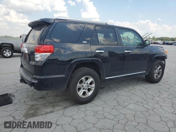 2011 Toyota 4Runner SR5 with VIN JTEZU5JR1B5015341, listed as a Copart auction lot 63590305 with 192,795 mi miles and Salvage title. Bid and sale history available at DreamBid. Image 3.