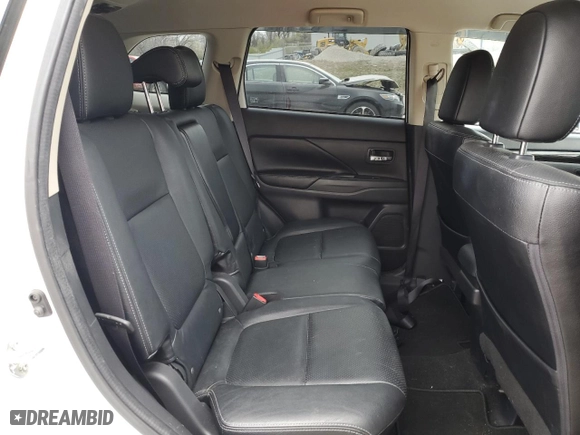 2017 Mitsubishi Outlander SE with VIN JA4AZ3A33HZ059582, listed as a Copart auction lot 47660584 with 92,937 mi miles and Salvage Title. Bid and sale history available at carsss.com. Image 11.