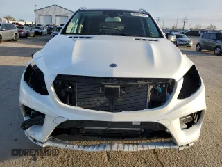 2018 Mercedes-Benz GLE 43 AMG with VIN 4JGDA6EB3JB055149, listed as a Copart auction lot 88094385 with 34,840 mi miles and Salvage Title. Bid and sale history available at DreamBid. Image 5.