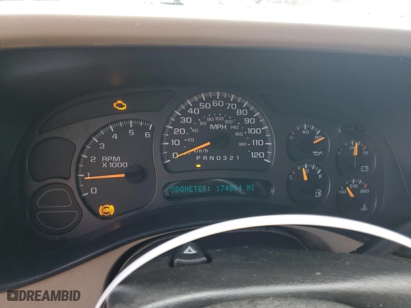 2004 Chevrolet Silverado 1500 Crew Cab LS with VIN 2GCEC13T741415464, listed as a Copart auction lot 85728364 with 174,064 mi miles and Salvage Title. Bid and sale history available at carsss.com. Image 9.