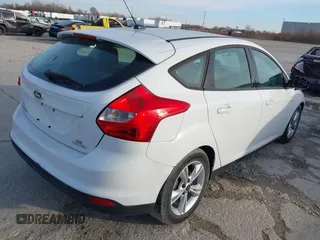 2014 Ford Focus SE with VIN 1FADP3K27EL105725, listed as a IAAI auction lot 39837647 with 105,250 mi miles. Bid and sale history available at carsss.com. Image 4.
