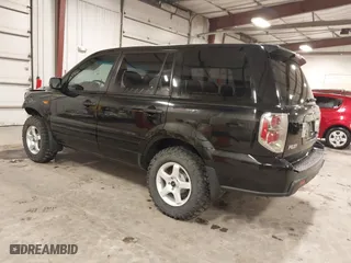 2007 Honda Pilot LX with VIN 5FNYF18117B009290, listed as a IAAI auction lot 41205310 with 150,081 mi miles. Bid and sale history available at carsss.com. Image 3.