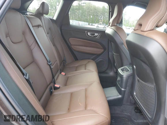 2024 Volvo XC60 Plus Dark Theme z VIN YV4H60DLXR1849191, wystawiony jako Copart lot #50136745 z przebiegiem 12 752 mil mil oraz Szkoda całkowita • Salvage title. Historia ofert i sprzedaży dostępna na DreamBid. Obrazek 12.