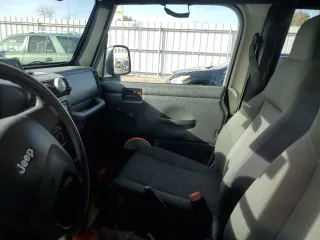 2006 Jeep Wrangler SE with VIN 1J4FA29S76P781617, listed as a Copart auction lot 85903084 with Not Provided miles and Salvage Title. Bid and sale history available at carsss.com. Image 7.