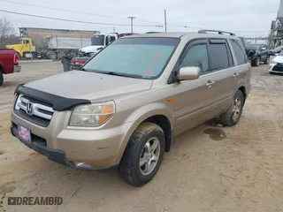 2006 Honda Pilot EX with VIN 5FNYF18416B010982, listed as a IAAI auction lot 40707488 with 1 mi miles. Bid and sale history available at carsss.com. Image 2.