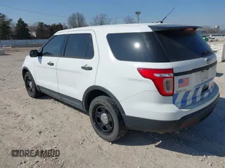 2013 Ford Police Interceptor Utility z VIN 1FM5K8ARXDGC73841, wystawiony jako IAAI lot #41794491 z przebiegiem 177 368 mil mil oraz . Historia ofert i sprzedaży dostępna na DreamBid. Obrazek 3.