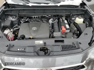2021 Toyota Highlander L with VIN 5TDCZRBH3MS069679, listed as a Copart auction lot 44747705 with 12,060 mi miles and Salvage title. Bid and sale history available at DreamBid. Image 14.