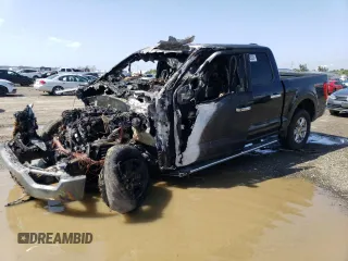 2022 Ford F-150 XL z VIN 1FTFW1E53NKD56960, wystawiony jako Copart lot #44930933 z przebiegiem Nie podano mil oraz Nie do naprawy • Non repairable. Historia ofert i sprzedaży dostępna na DreamBid. Obrazek 1.