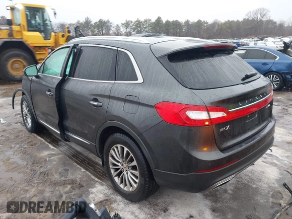 2018 Lincoln MKX Select with VIN 2LMPJ8KR9JBL17605, listed as a IAAI auction lot 41519841 with 44,143 mi miles. Bid and sale history available at carsss.com. Image 3.