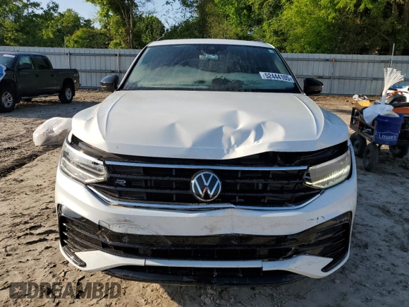 2023 Volkswagen Tiguan SE R-Line Black с VIN 3VVCB7AX6PM012271, выставлен на аукционе Copart как лот 54506175 с пробегом 28 168 миль миль и Списание • Salvage title. История ставок и продаж доступна на DreamBid. Изображение 5.