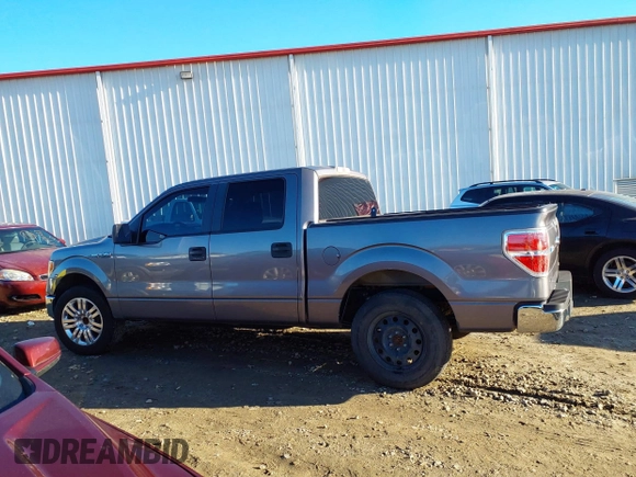 2014 Ford F-150 XL with VIN 1FTEW1CMXEKG10542, listed as a IAAI auction lot 41451418 with 172,636 mi miles. Bid and sale history available at carsss.com. Image 14.