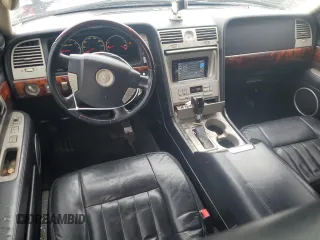 2003 Lincoln Navigator Luxury with VIN 5LMFU28R23LJ37854, listed as a Copart auction lot 44633175 with 232,104 mi miles and Salvage Title. Bid and sale history available at carsss.com. Image 8.