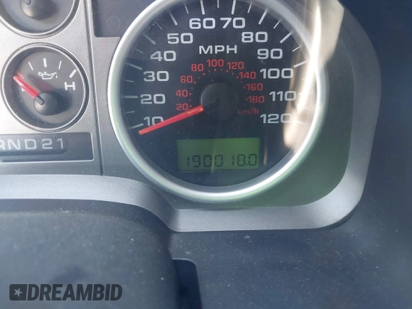 2006 Ford F-150 XL with VIN 1FTRF14546NA32933, listed as a IAAI auction lot 41275788 with 190,018 mi miles. Bid and sale history available at carsss.com. Image 7.