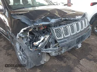 2017 Jeep Grand Cherokee Limited with VIN 1C4RJEBG2HC813328, listed as a IAAI auction lot 41629494 with 123,994 mi miles. Bid and sale history available at carsss.com. Image 12.