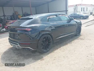 2020 Lamborghini Urus z VIN ZPBUA1ZL6LLA07712, wystawiony jako IAAI lot #42273708 z przebiegiem 87 467 mil mil oraz . Historia ofert i sprzedaży dostępna na DreamBid. Obrazek 4.