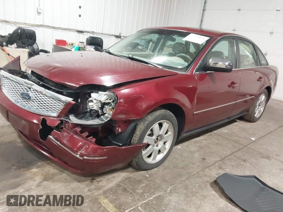 2005 Ford Five Hundred Limited with VIN 1FAFP28195G107776, listed as a IAAI auction lot 41950026 with 114,838 mi miles. Bid and sale history available at carsss.com. Image 2.