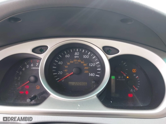 2004 Toyota Highlander with VIN JTEEP21A740003967, listed as a IAAI auction lot 41835429 with 220,906 mi miles. Bid and sale history available at carsss.com. Image 7.