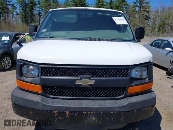 2016 Chevrolet Express Cargo Van with VIN 1GCWGAFF1G1126072, listed as a IAAI auction lot 42166064 with 245,517 mi miles. Bid and sale history available at carsss.com. Image 12.