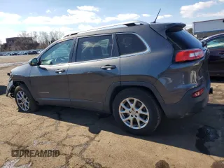 2014 Jeep Cherokee Altitude with VIN 1C4PJMCB6EW290636, listed as a Copart auction lot 46148335 with 160,118 mi miles and Salvage Title. Bid and sale history available at carsss.com. Image 2.