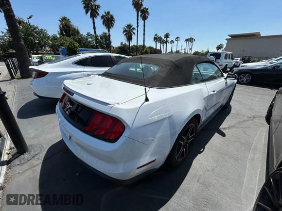 2018 Ford Mustang EcoBoost Premium with VIN 1FATP8UH0J5111777, listed as a Copart auction lot 58871775 with 101,573 mi miles and Clean title. Bid and sale history available at DreamBid. Image 4.