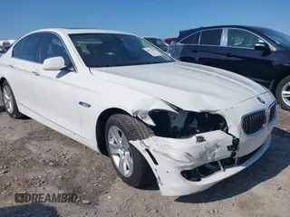 2011 BMW 5 Series 528i with VIN WBAFR1C59BC746992, listed as a IAAI auction lot 40175781 with 157,681 mi miles and . Bid and sale history available at carsss.com. Image 1.