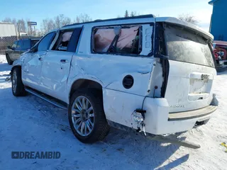 2018 GMC Yukon XL SLT with VIN 1GKS2GKC2JR203850, listed as a IAAI auction lot 41680804 with 1 mi miles. Bid and sale history available at carsss.com. Image 3.