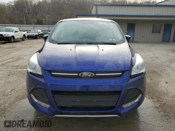 2015 Ford Escape SE with VIN 1FMCU9GX3FUC19315, listed as a Copart auction lot 52316925 with 120,528 mi miles and Salvage Title. Bid and sale history available at carsss.com. Image 5.