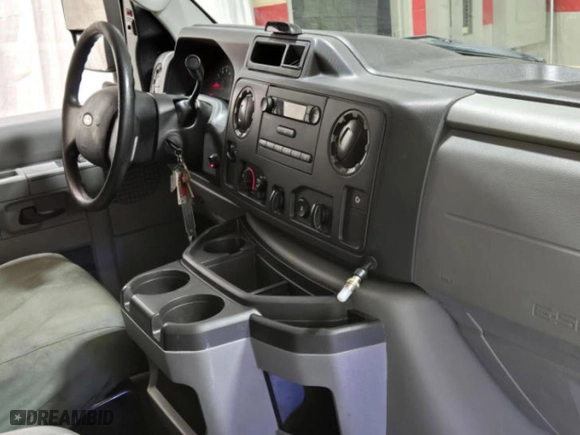 2019 Ford Econoline Commercial Cutaway with VIN 1FDXE4FS3KDC57693, listed as a Copart auction lot 84570474 with 83,957 mi miles and Clean Title. Bid and sale history available at carsss.com. Image 9.