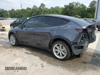 2024 Tesla Model Y Long Range with VIN 7SAYGDEE0RA255613, listed as a Copart auction lot 58993085 with 39,336 mi miles and Salvage title. Bid and sale history available at DreamBid. Image 2.
