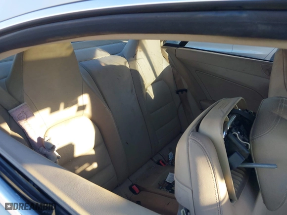 2011 Mercedes-Benz E-Class E 350 with VIN WDDKJ5GB2BF072981, listed as a IAAI auction lot 40683703 with 192,421 mi miles. Bid and sale history available at carsss.com. Image 8.