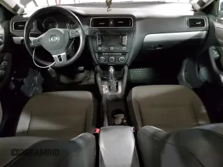 2013 Volkswagen Jetta Hybrid SE с VIN 3VW637AJ3DM220556, выставлен на аукционе Copart как лот 51519865 с пробегом 85 247 миль миль и Чистый • Clean title. История ставок и продаж доступна на DreamBid. Изображение 8.