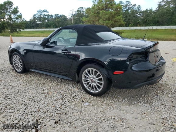2017 FIAT 124 Spider Lusso with VIN JC1NFAEK8H0102434, listed as a Copart auction lot 69212484 with 44,277 mi miles and Clean Title. Bid and sale history available at carsss.com. Image 2.