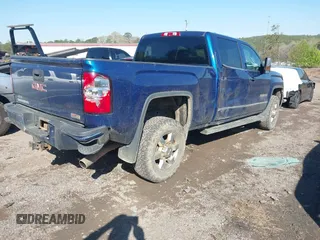 2016 GMC Sierra 2500HD SLT z VIN 1GT12TEG6GF277183, wystawiony jako IAAI lot #41882240 z przebiegiem 274 949 mil mil oraz . Historia ofert i sprzedaży dostępna na DreamBid. Obrazek 4.