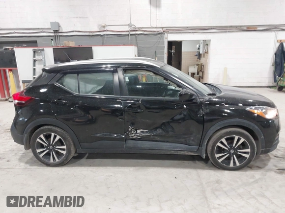 2020 Nissan Kicks SV with VIN 3N1CP5CVXLL556968, listed as a IAAI auction lot 41691274 with 107,040 mi miles. Bid and sale history available at carsss.com. Image 13.