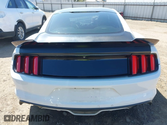 2016 Ford Mustang EcoBoost z VIN 1FA6P8TH3G5221133, wystawiony jako IAAI lot #42325336 z przebiegiem 135 065 mil mil oraz . Historia ofert i sprzedaży dostępna na DreamBid. Obrazek 17.