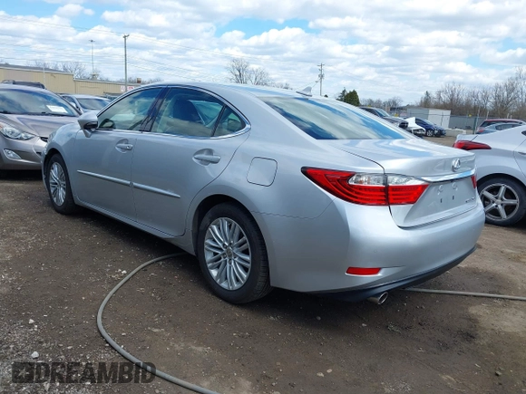 2013 Lexus ES 250 с VIN JTHBK1GG2D2074928, выставлен на аукционе IAAI как лот 41879132 с пробегом 108 932 миль миль и . История ставок и продаж доступна на DreamBid. Изображение 3.