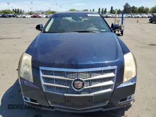 2008 Cadillac CTS AWD z VIN 1G6DP57V480109393, wystawiony jako Copart lot #56496665 z przebiegiem 158 258 mil mil oraz Tytuł czysty. Historia ofert i sprzedaży dostępna na DreamBid. Obrazek 5.