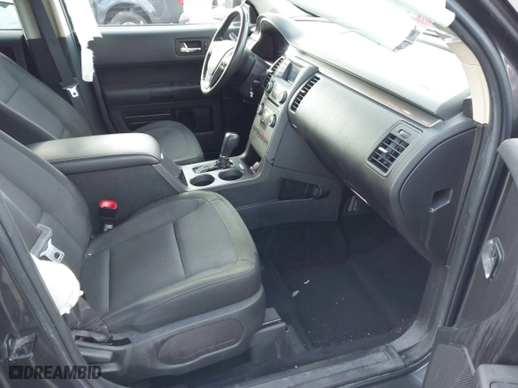 2019 Ford Flex SE with VIN 2FMGK5B86KBA32599, listed as a IAAI auction lot 41231384 with 65,667 mi miles. Bid and sale history available at carsss.com. Image 5.